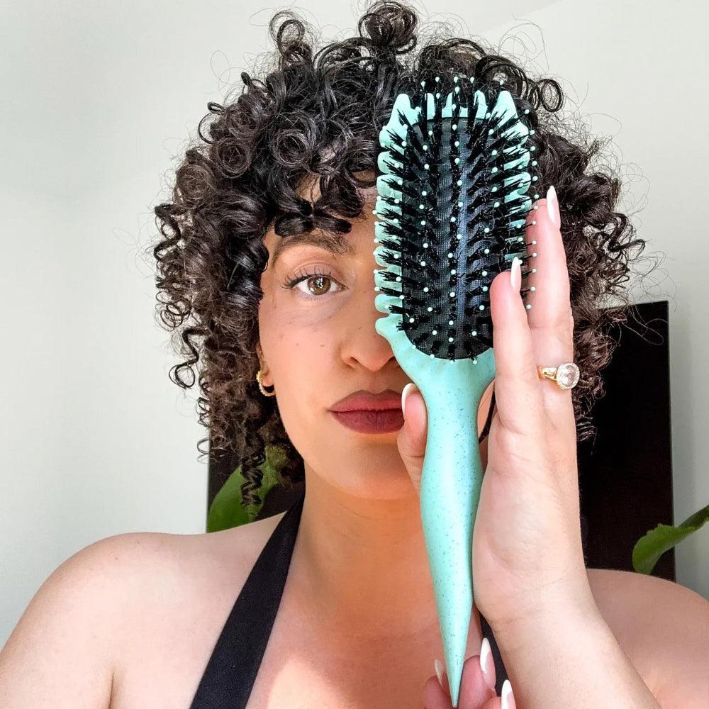 CurlyCrown™ BounceBrush | Brush for Resilient, Frizz-Free Curls